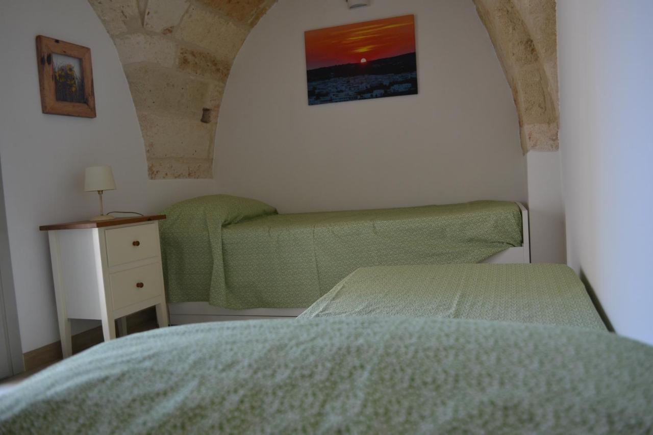 Casa Margherita - Typical Salento House Кастриньяно-дель-Капо Экстерьер фото