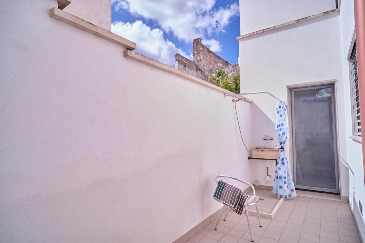 Casa Margherita - Typical Salento House Кастриньяно-дель-Капо Экстерьер фото