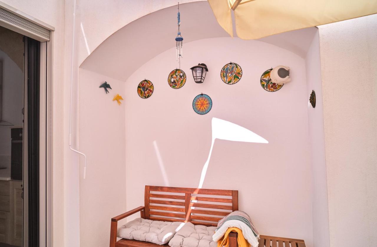 Casa Margherita - Typical Salento House Кастриньяно-дель-Капо Экстерьер фото